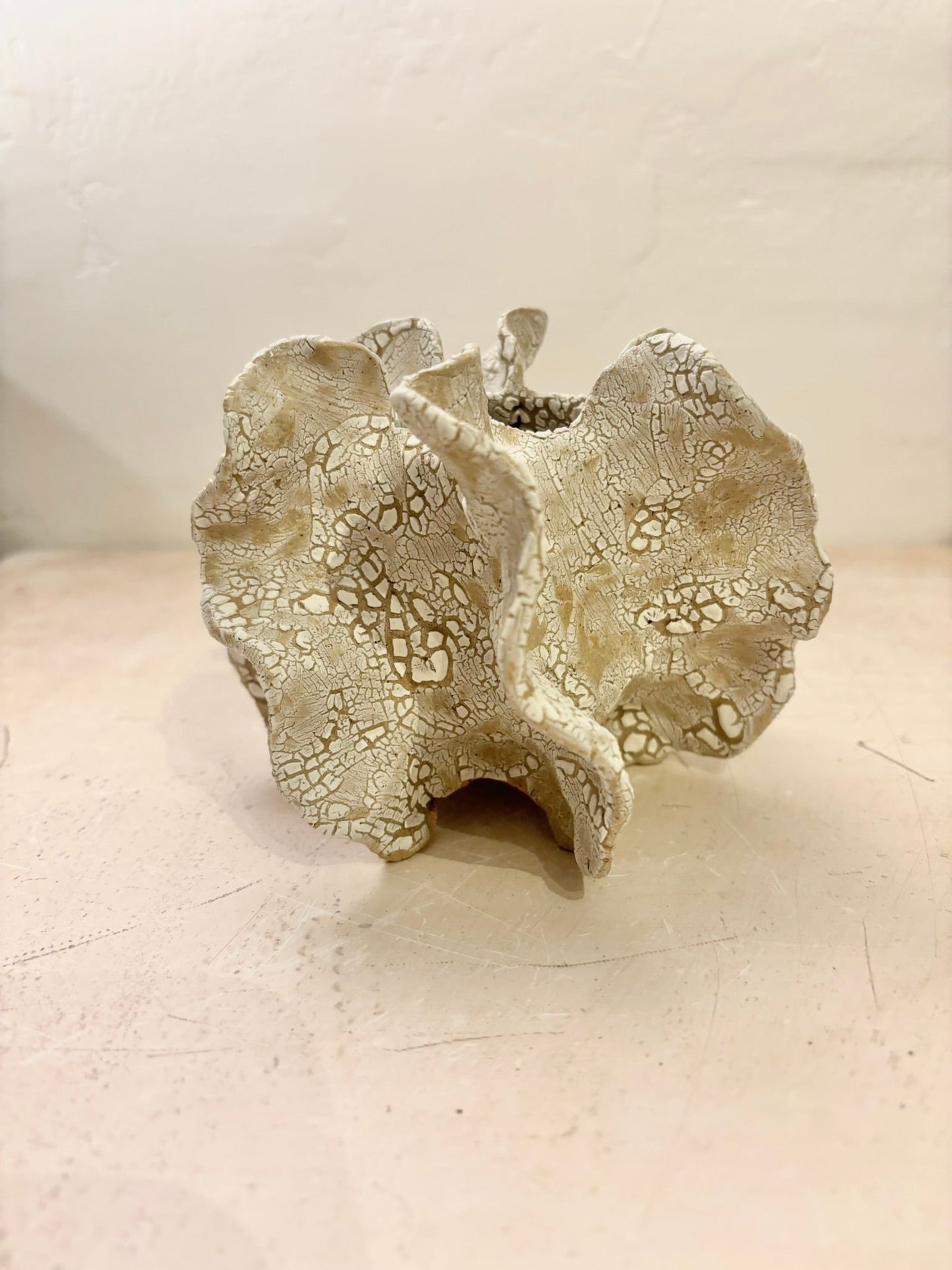 Mini chalk sea sculpture no 06128