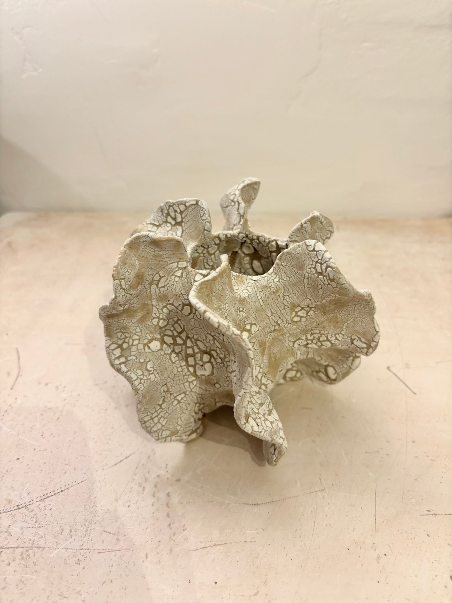 Mini chalk sea sculpture no 06128
