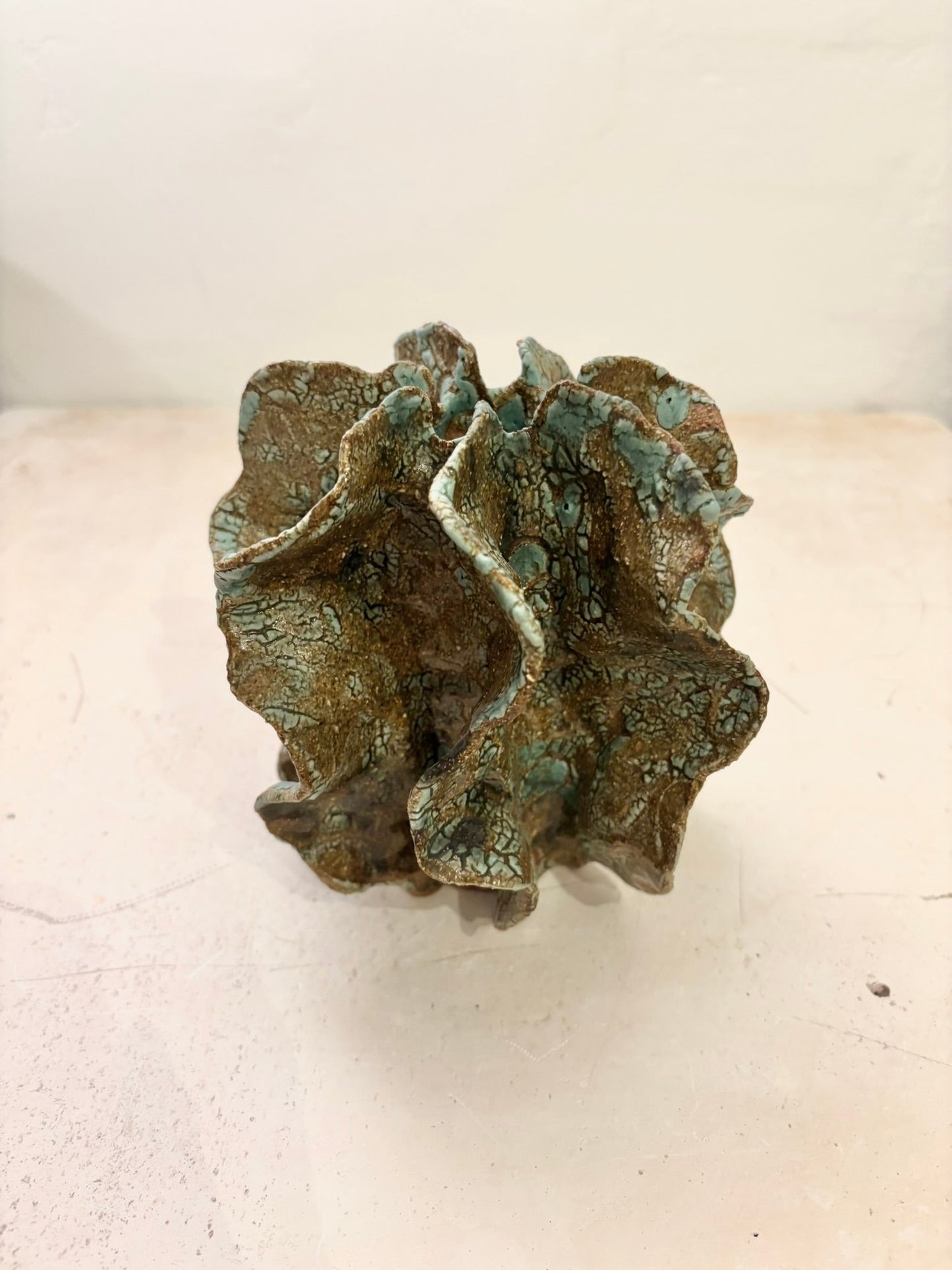 Mini chalk sea sculpture no 06134