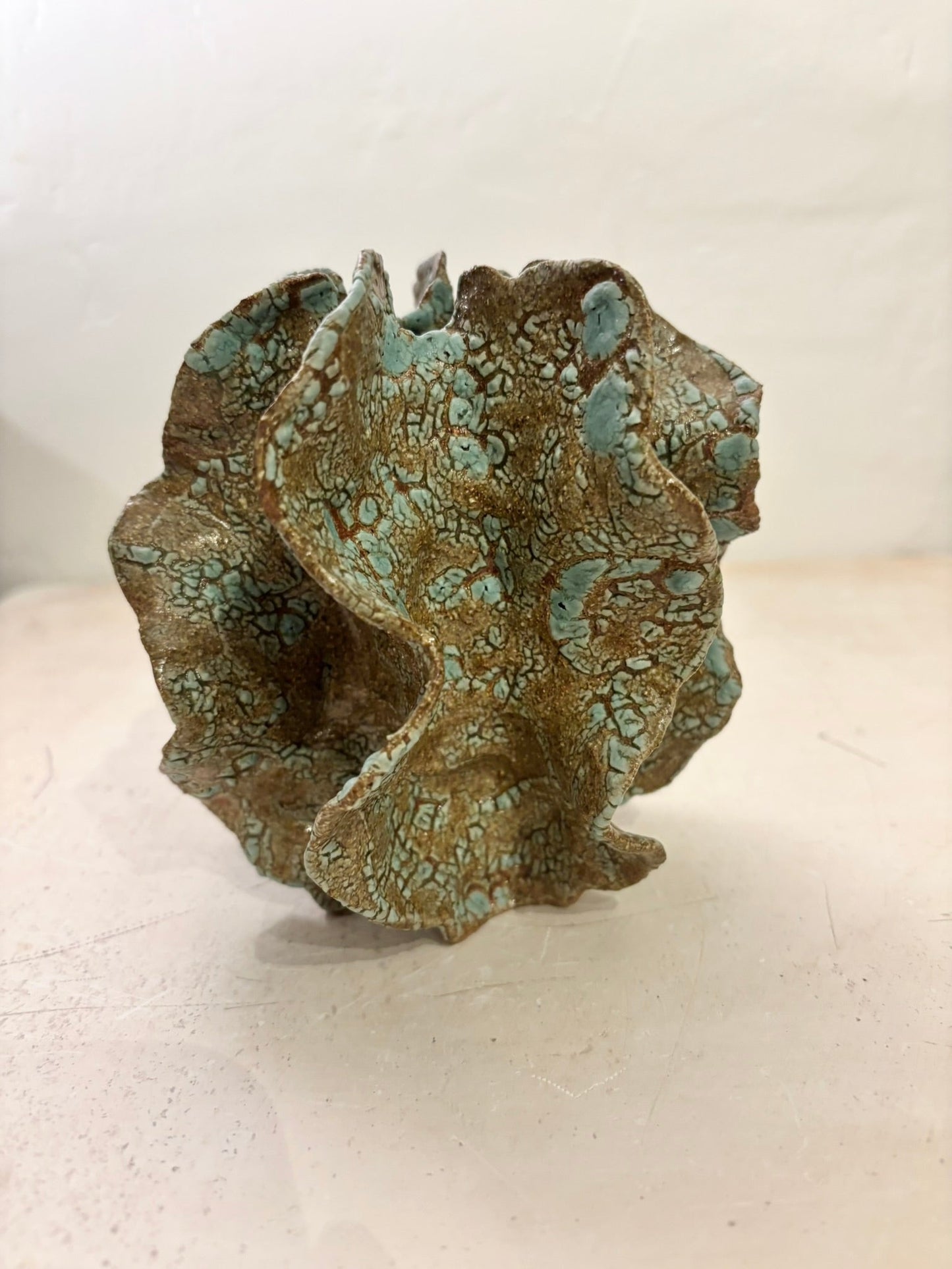 Mini chalk sea sculpture no 06134