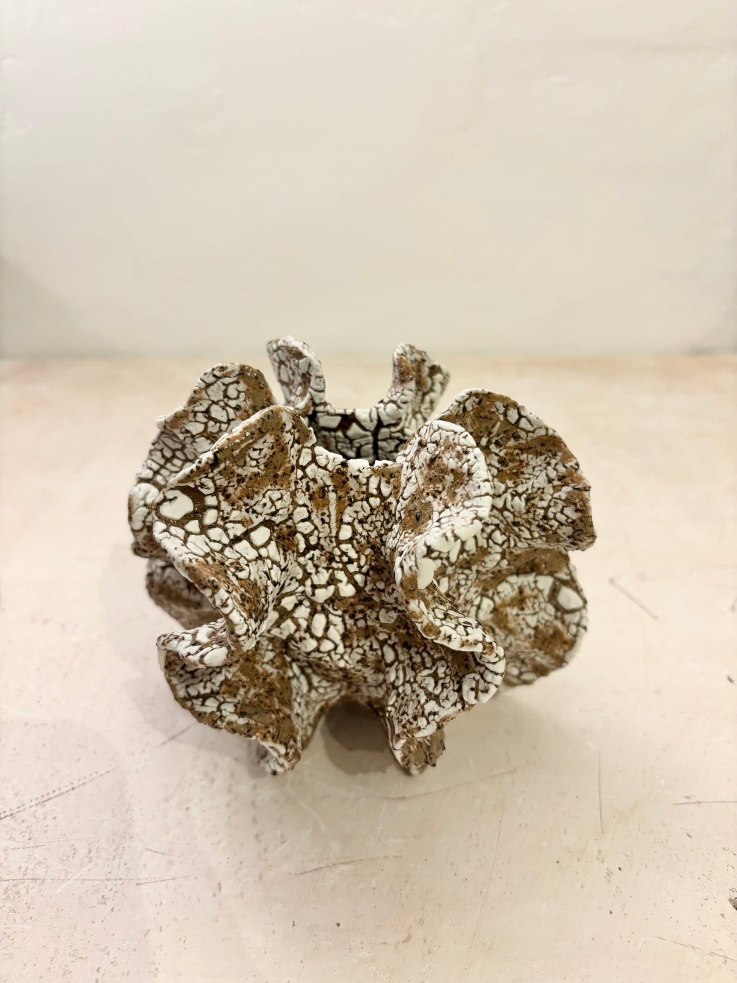 Mini chalk sea sculpture no 06132