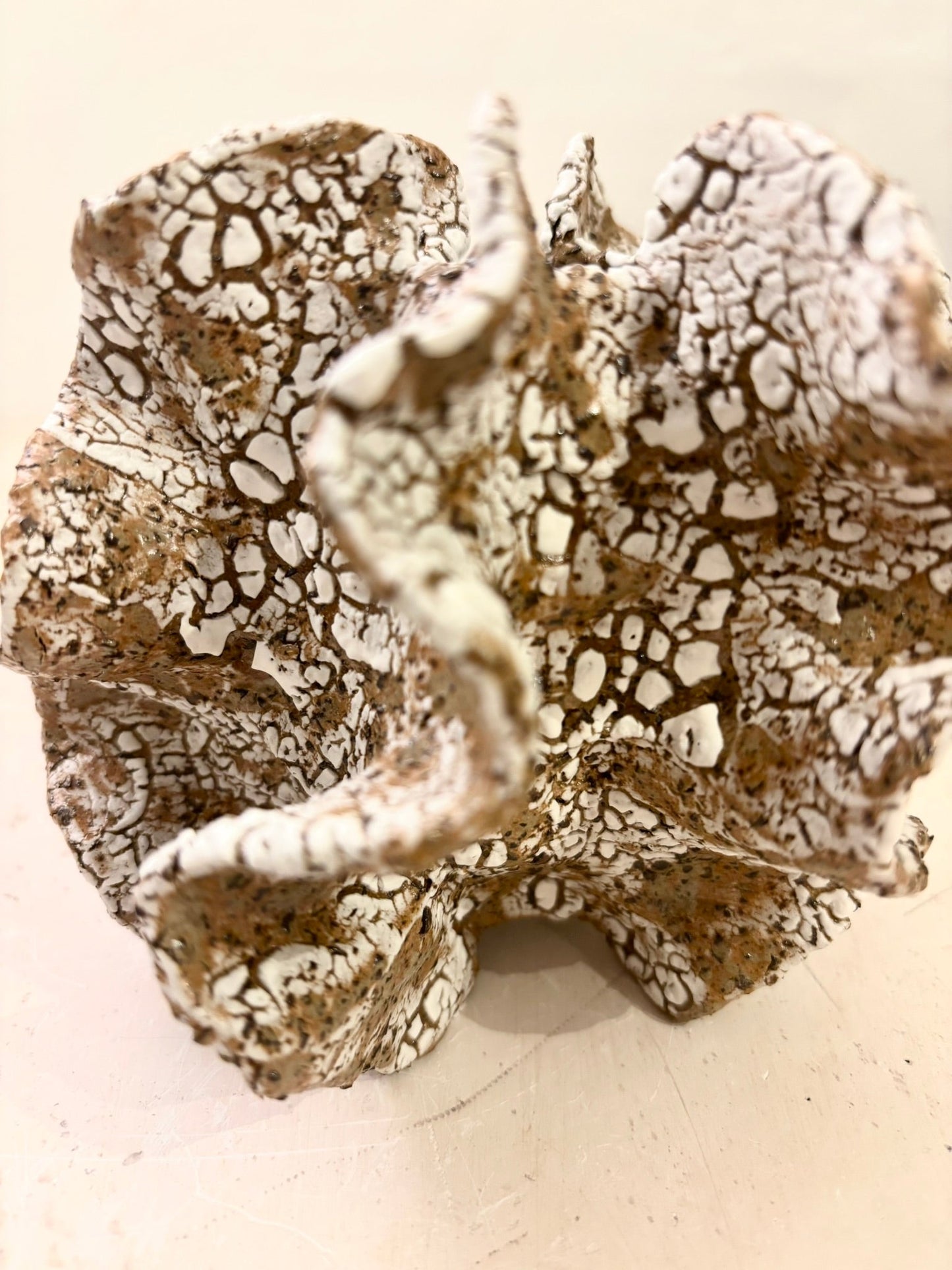 Mini chalk sea sculpture no 06132