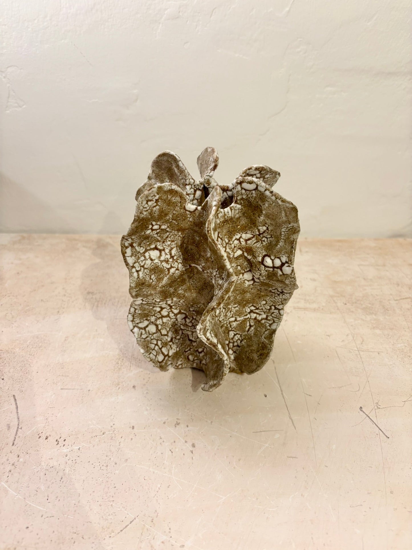 Mini chalk sea sculpture no 06137