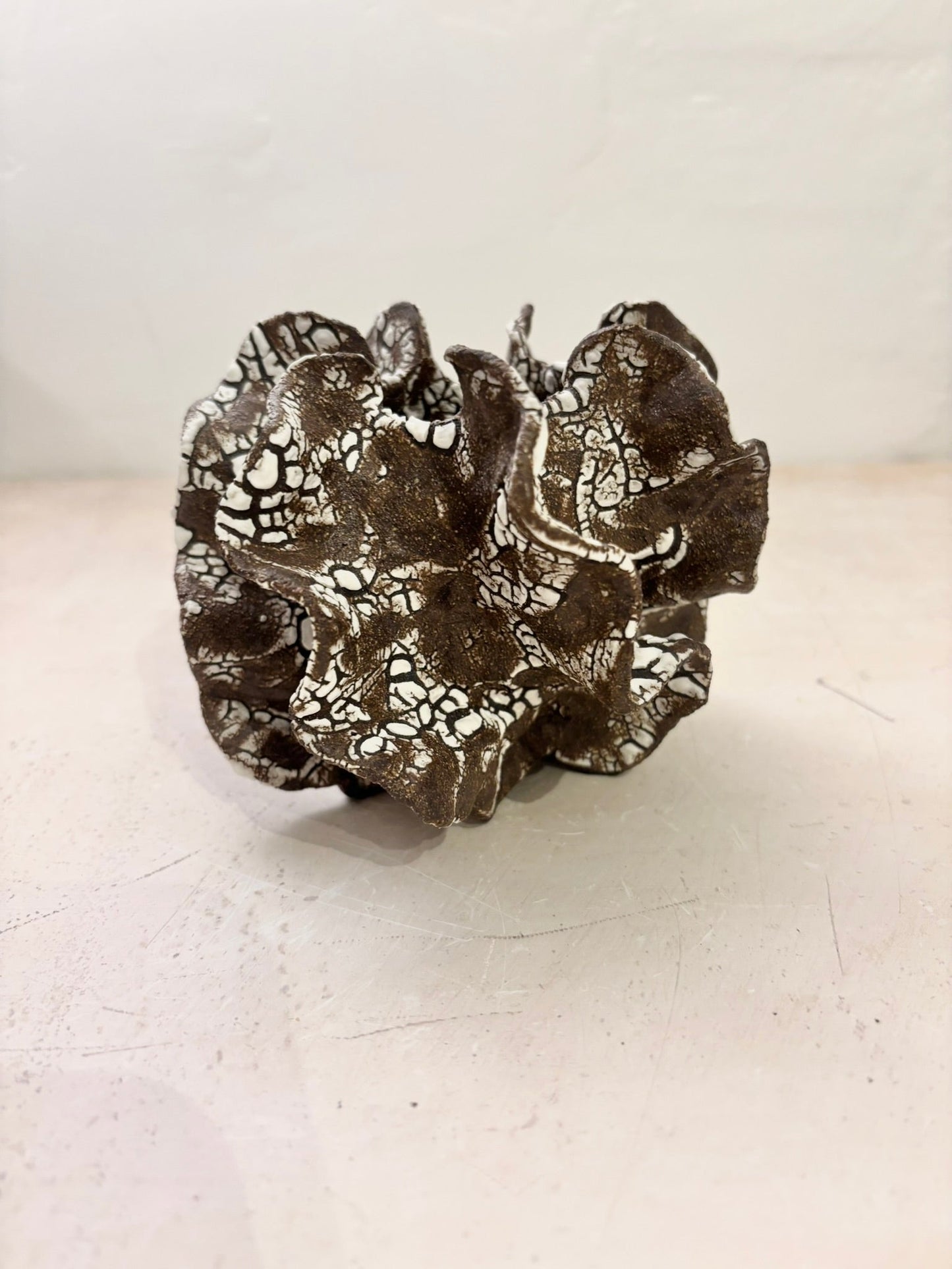 Mini chalk sea sculpture no 06131