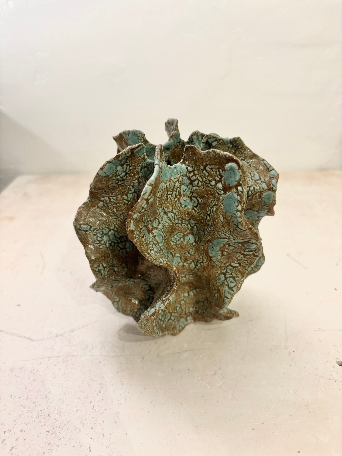 Mini chalk sea sculpture no 06134